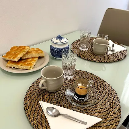 Trilocale Centro * アルマ・ディ・タッジャ